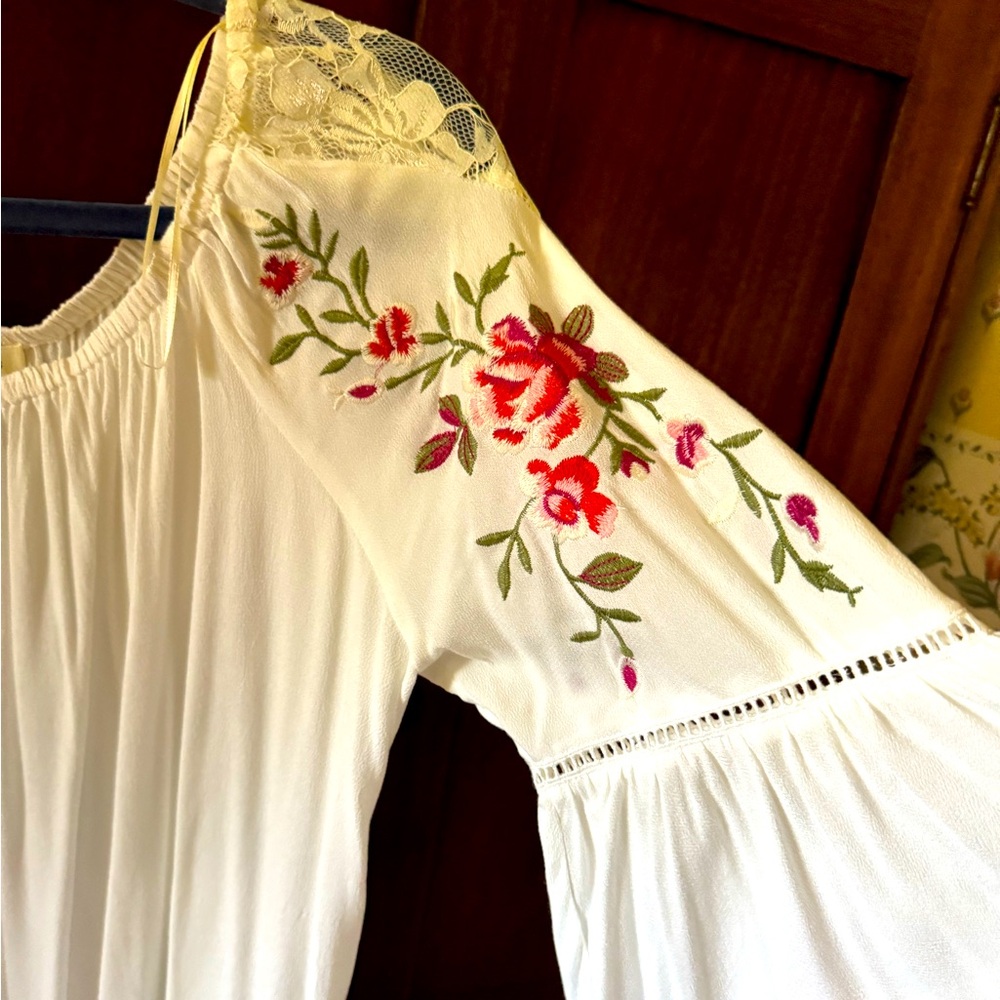 bell sleeve with flowers on sleeves for petite